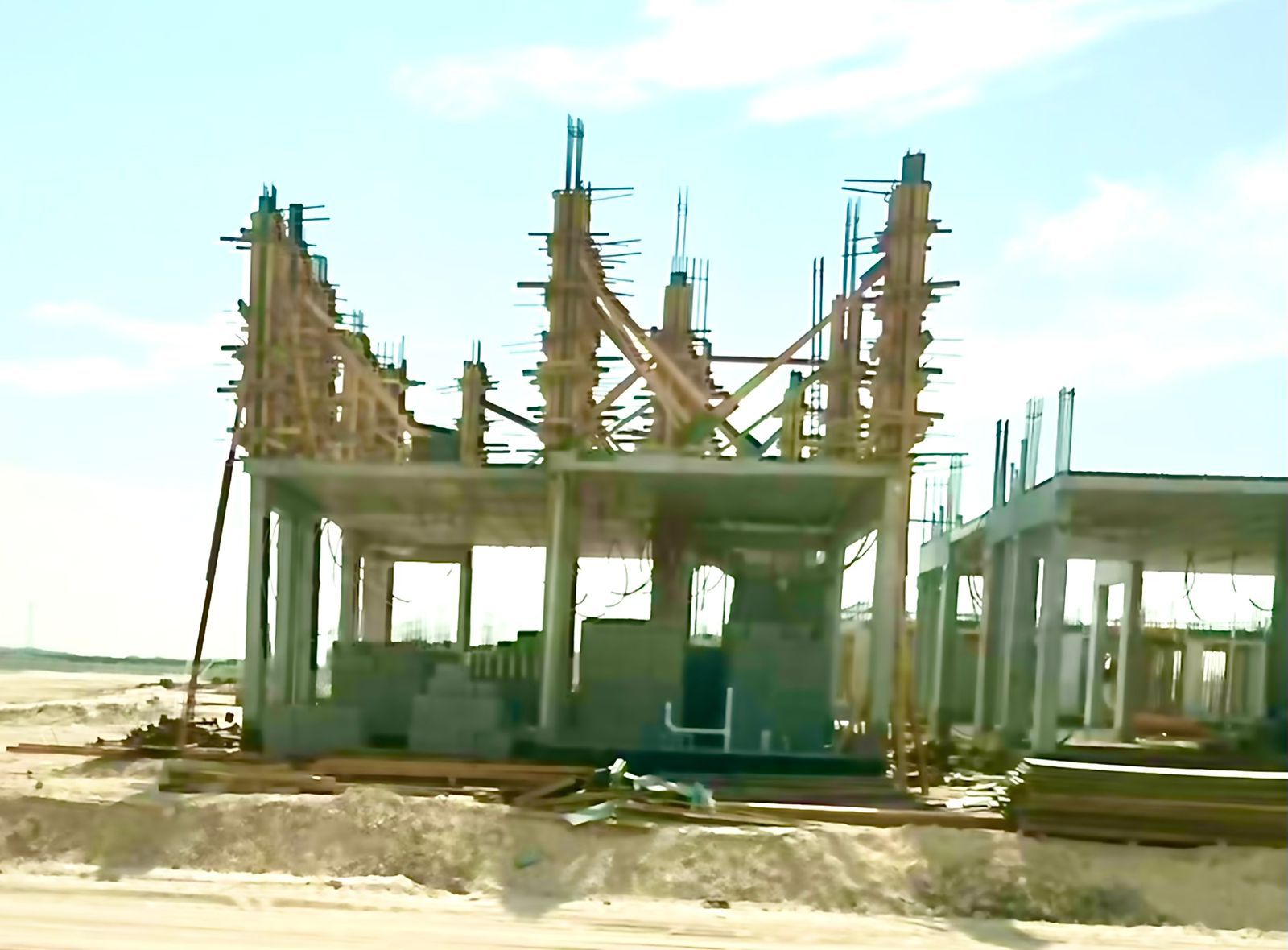 Construction of 5 residential villas for Emaar Gulf's Roshan project
